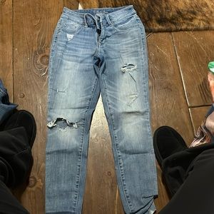 Skinny holy jeans